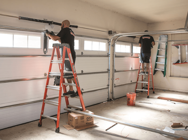 Top Signs Your Garage Door Needs Professional Repair